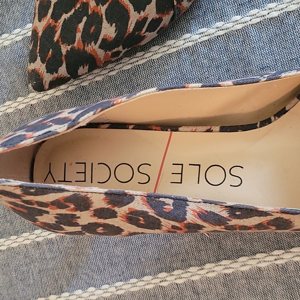 Sole Society leopard print kitten heels - Picture 2 of 3
